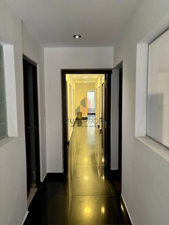 Oficina en alquiler en Dean Funes 800