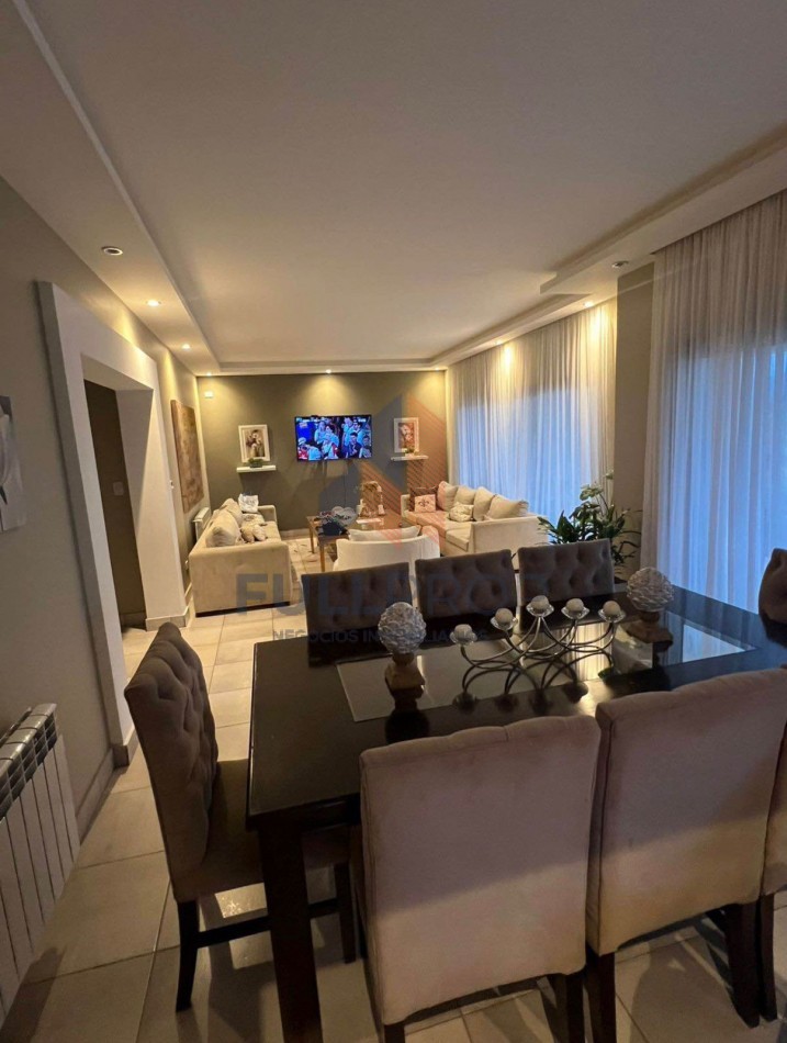 Hermosa casa de categoria  en Eko distrito