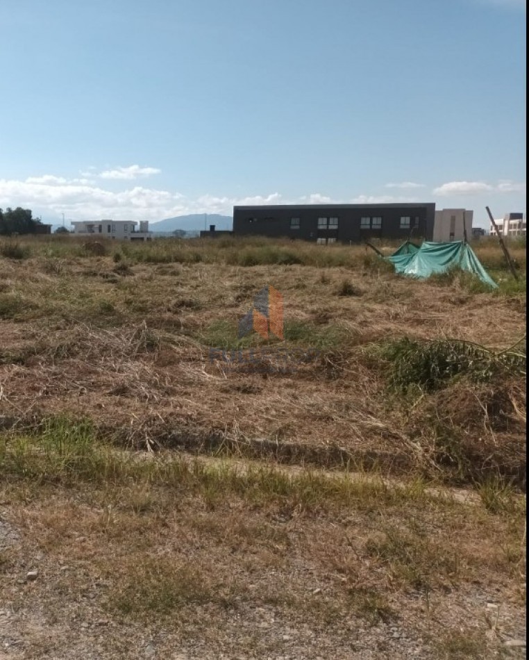 Terreno en Ciudad Oeste - San Lorenzo chico -