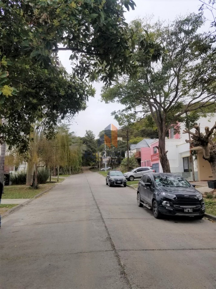 EN VENTA! TERRENO EN TRES CERRITOS (ZONA SEGUNDA ROTONDA)