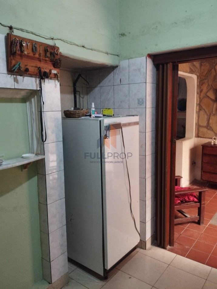 VIVIENDA COLECTIVA UBICADA EN LAVALLE AL 100  (6 UNIDADES FUNCIONALES)