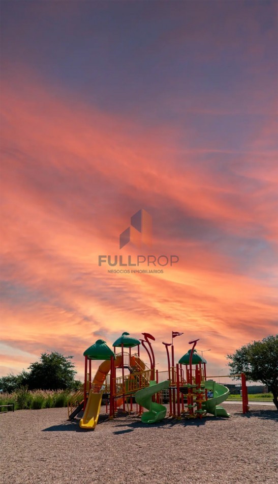 LOTE EN VENTA EN VIA AURELIA EXCELENTE UBICACION