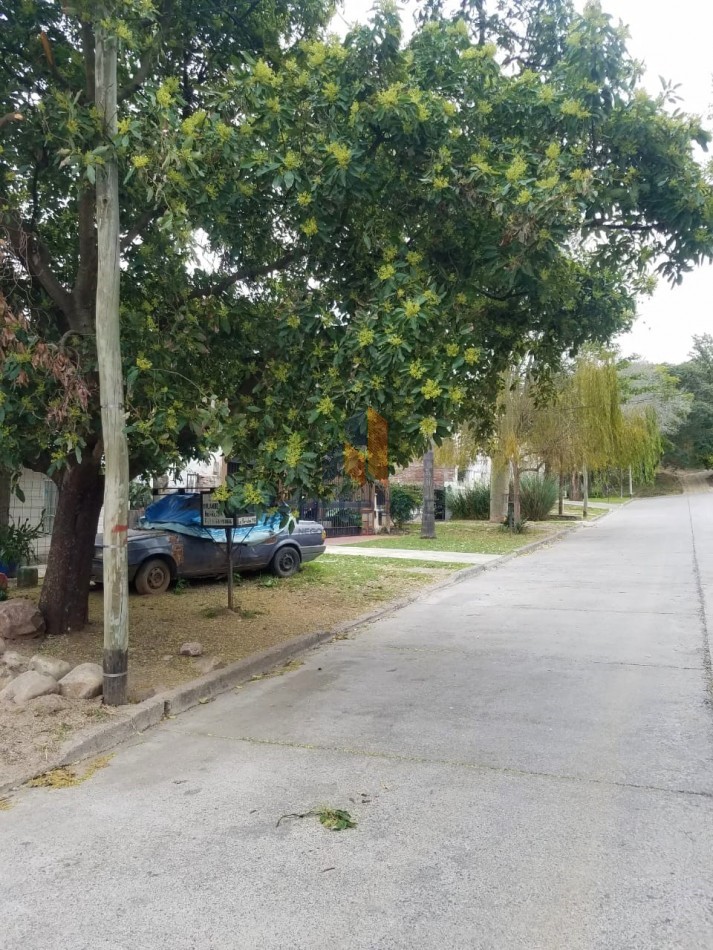 EN VENTA! TERRENO EN TRES CERRITOS (ZONA SEGUNDA ROTONDA)