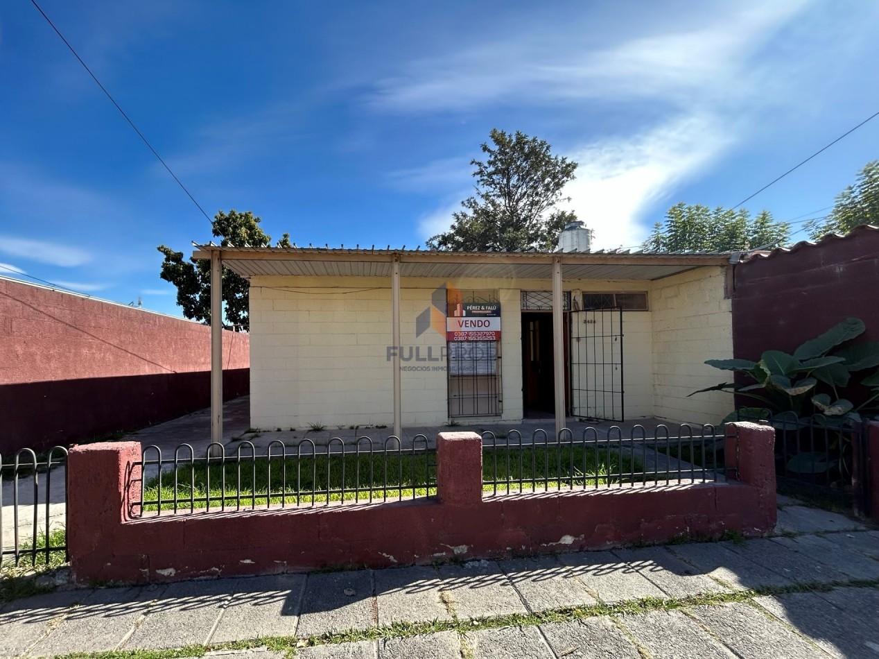 CASA EN VENTA B° EL TRIBUNO.