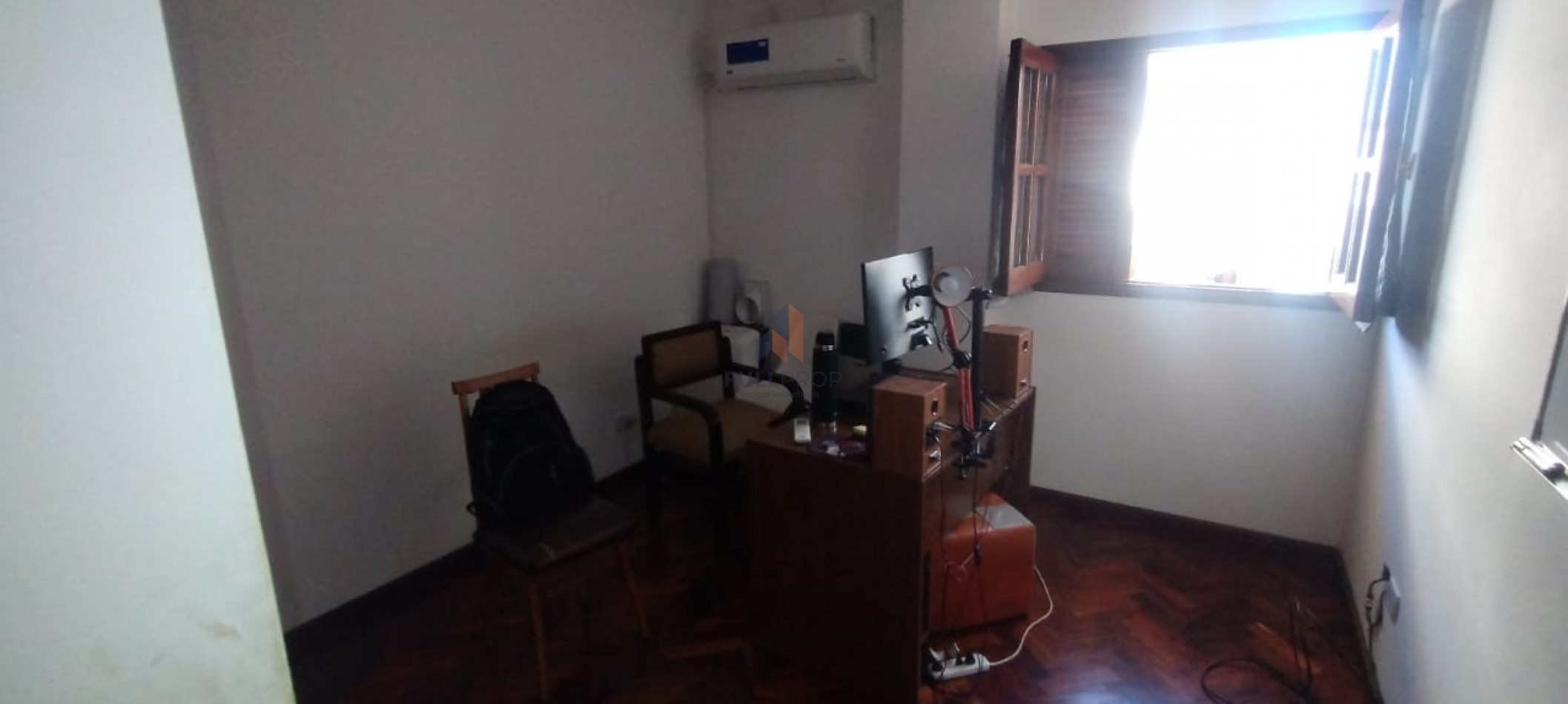 Departamento en calle Dean Funes