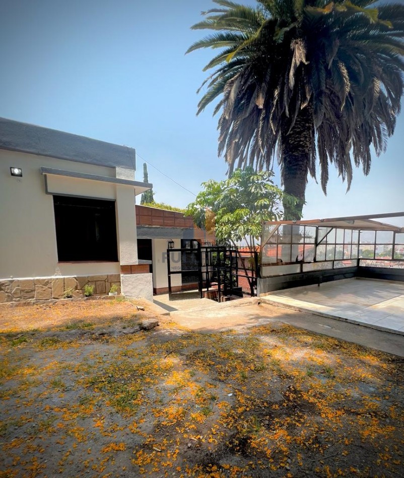 Casa en Alquiler 