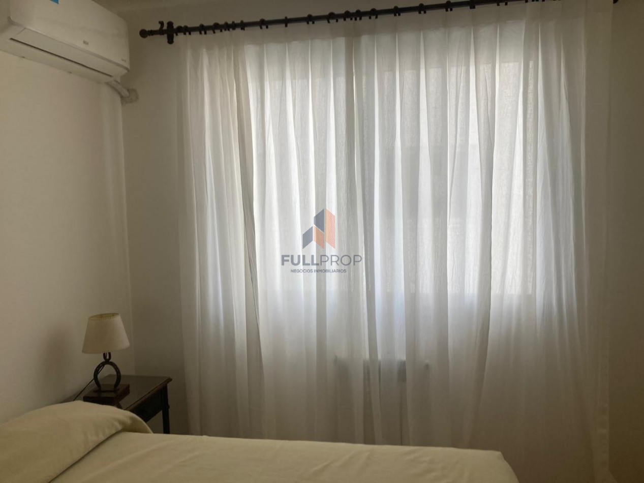 Departamento Amoblado de 2 dormitorios en Necochea al 200