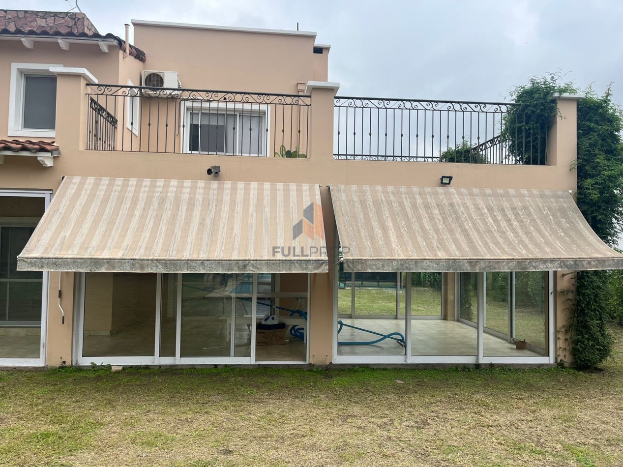 Casa en Alquiler 