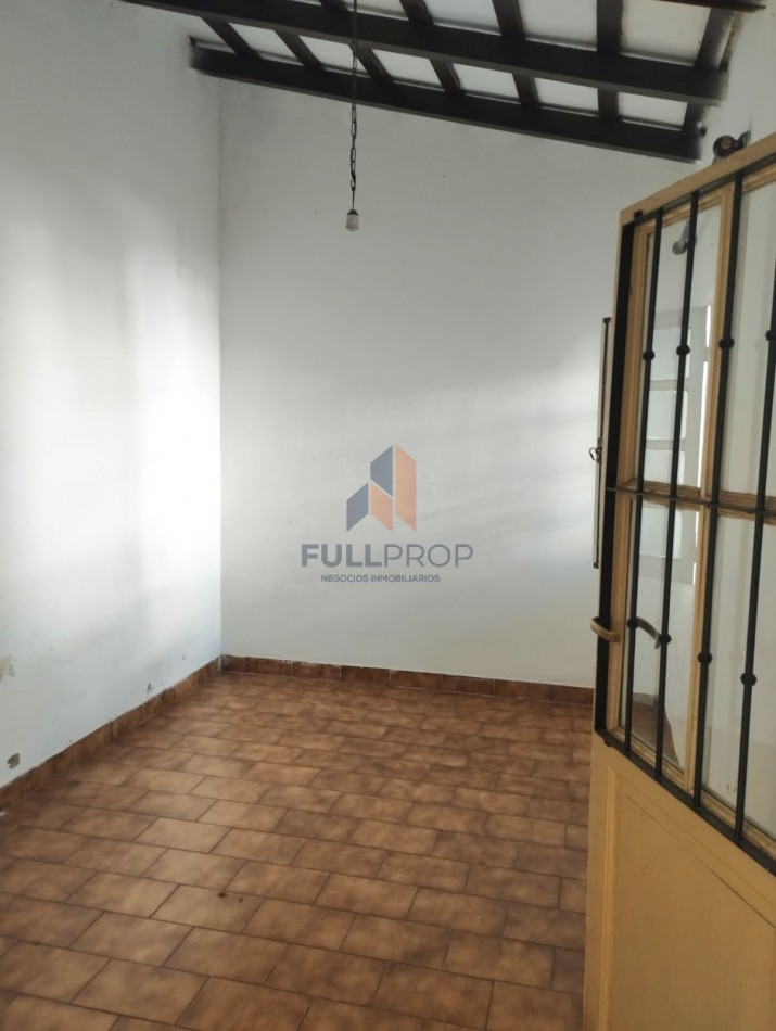 ALQUILER CASA ZONA PLAZA ALVARADO