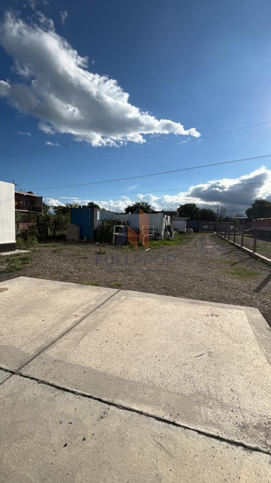 Excelente Galpon en Alquiler. A estrenar!