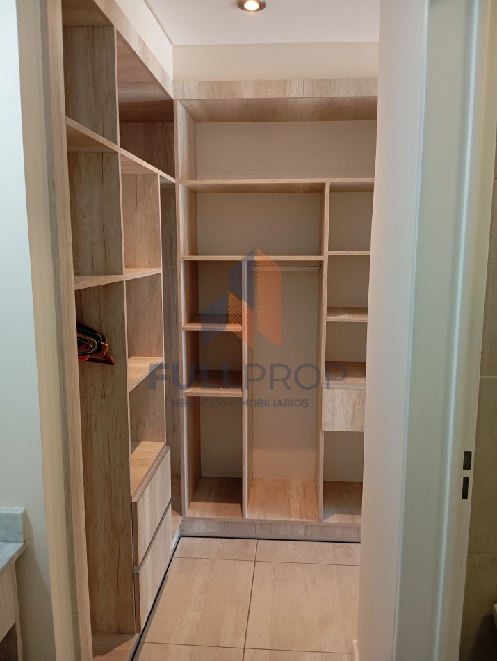 Alquiler 1 dormitorio con cochera.