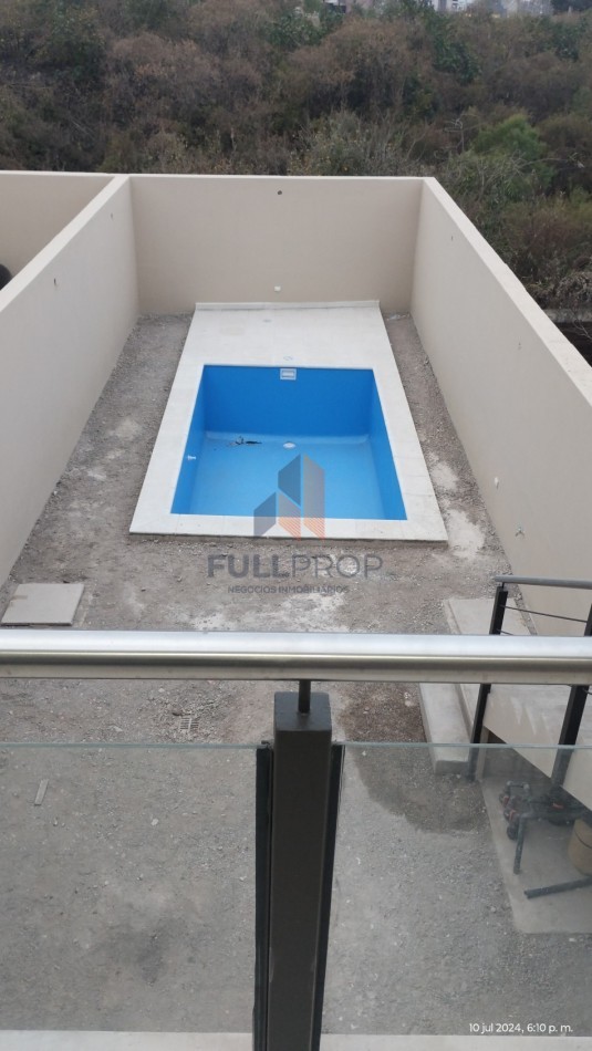 Triplex en Grand Bourg 