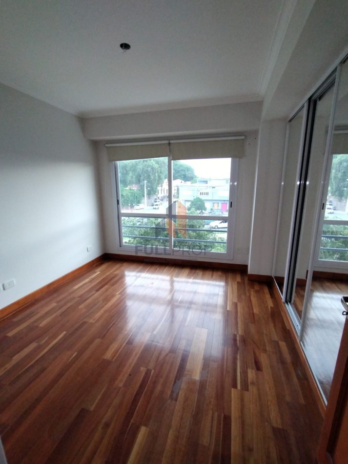 Departamento de categoria en Venta 
