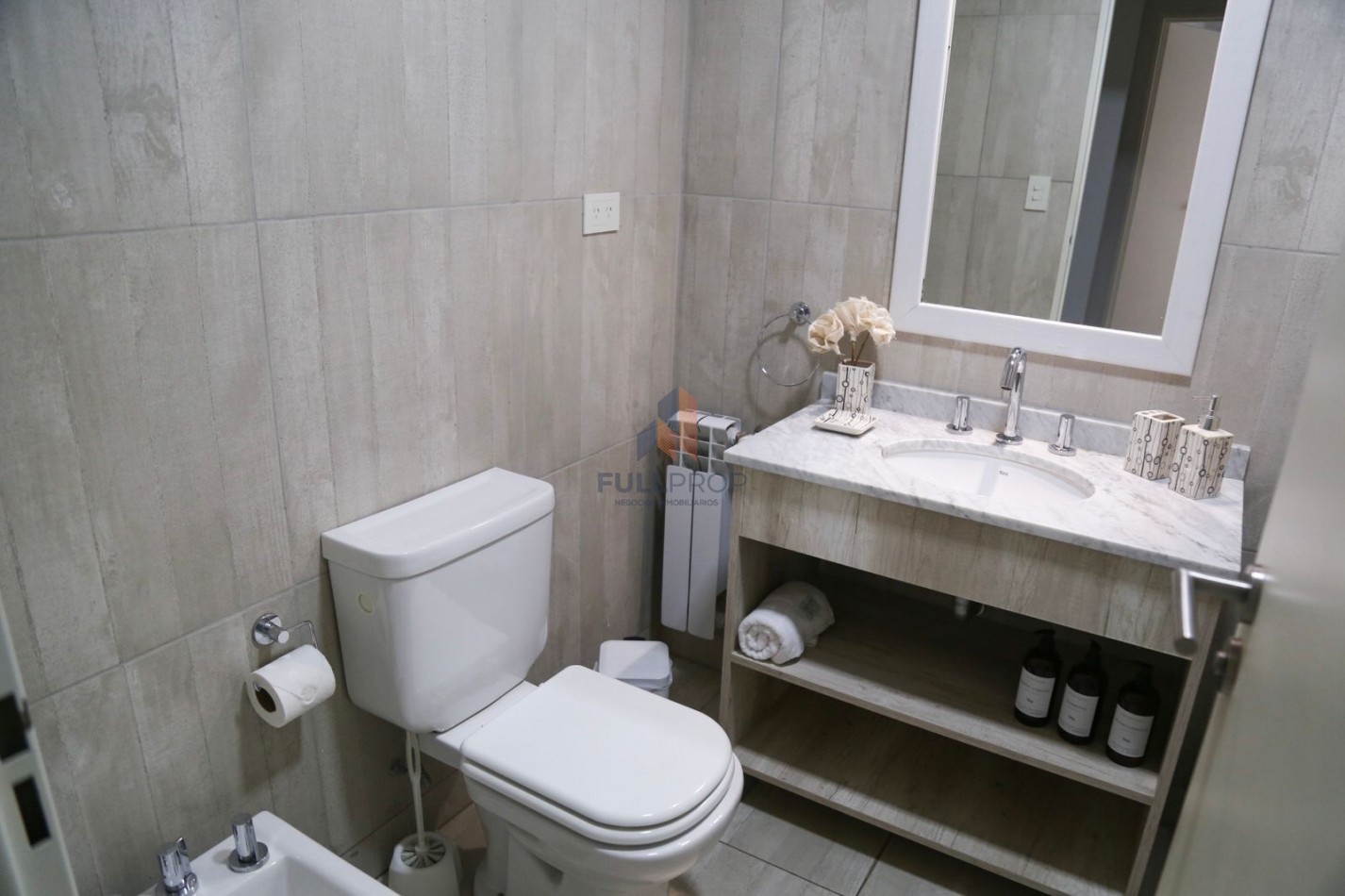Departamento Amoblado en Dean Funes al 800