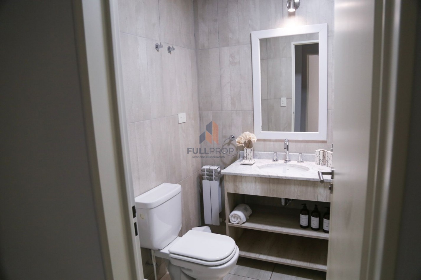 Departamento Amoblado en Dean Funes al 800