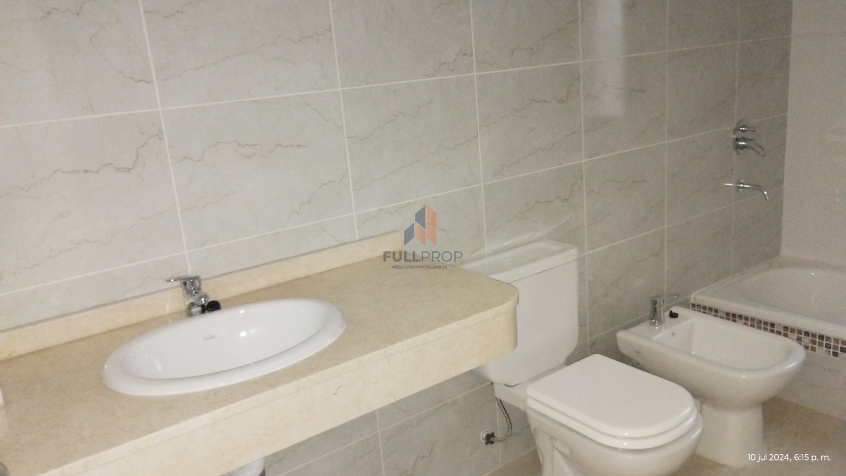 Triplex en Grand Bourg 