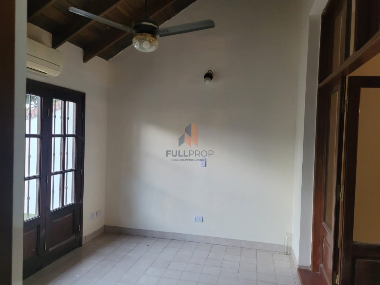 Casa en Alquiler 