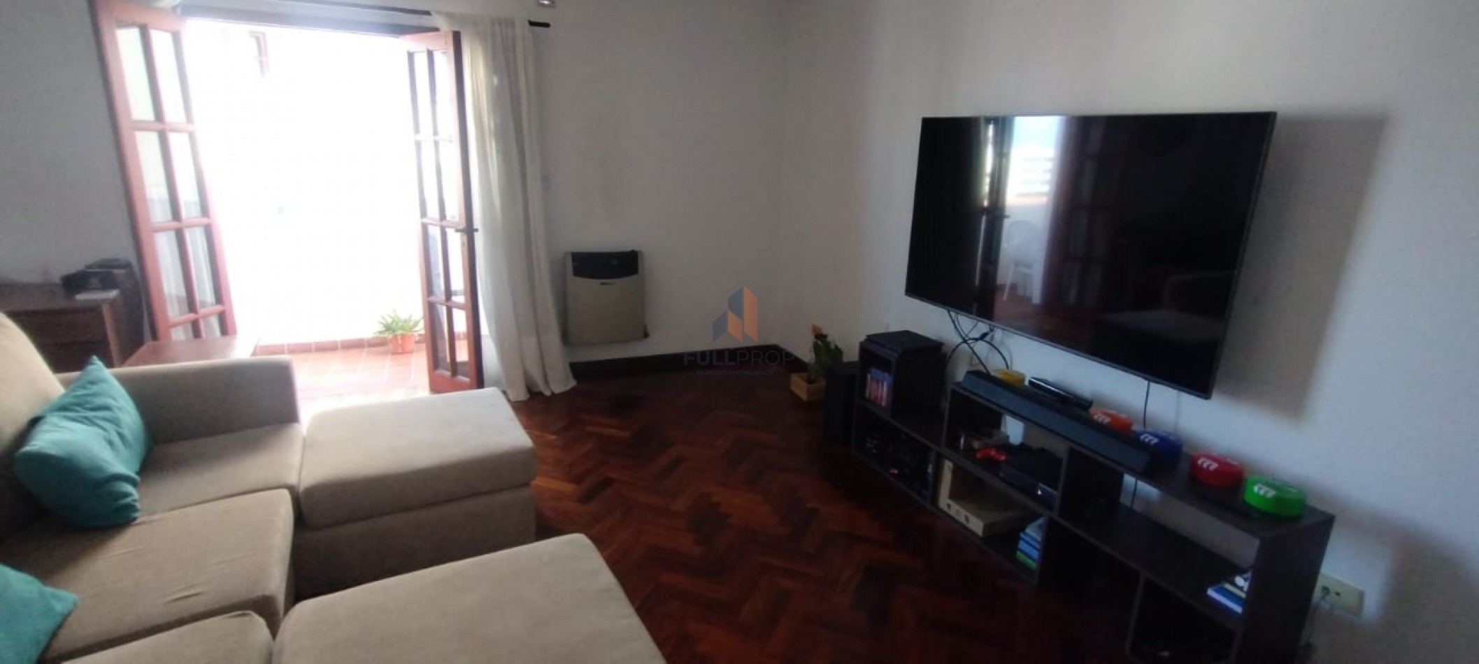 Departamento en calle Dean Funes