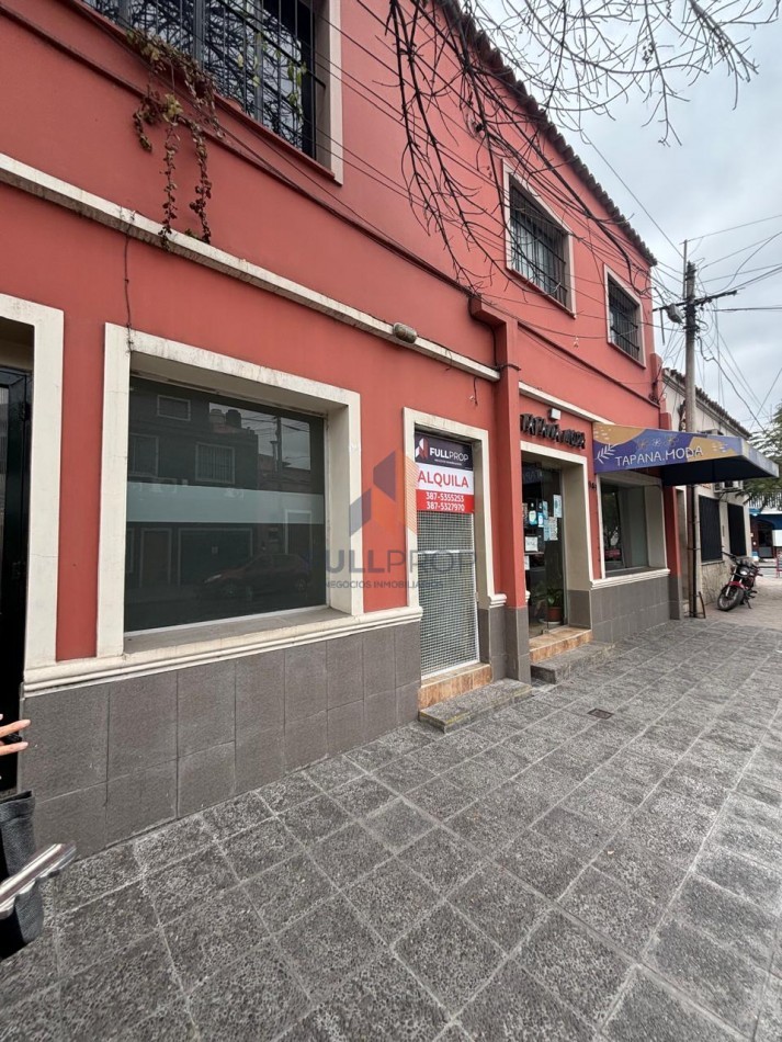 Local comercial en Alquiler 