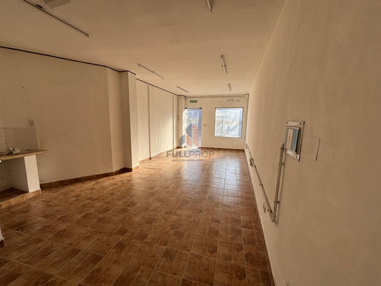 Local comercial en Alquiler 