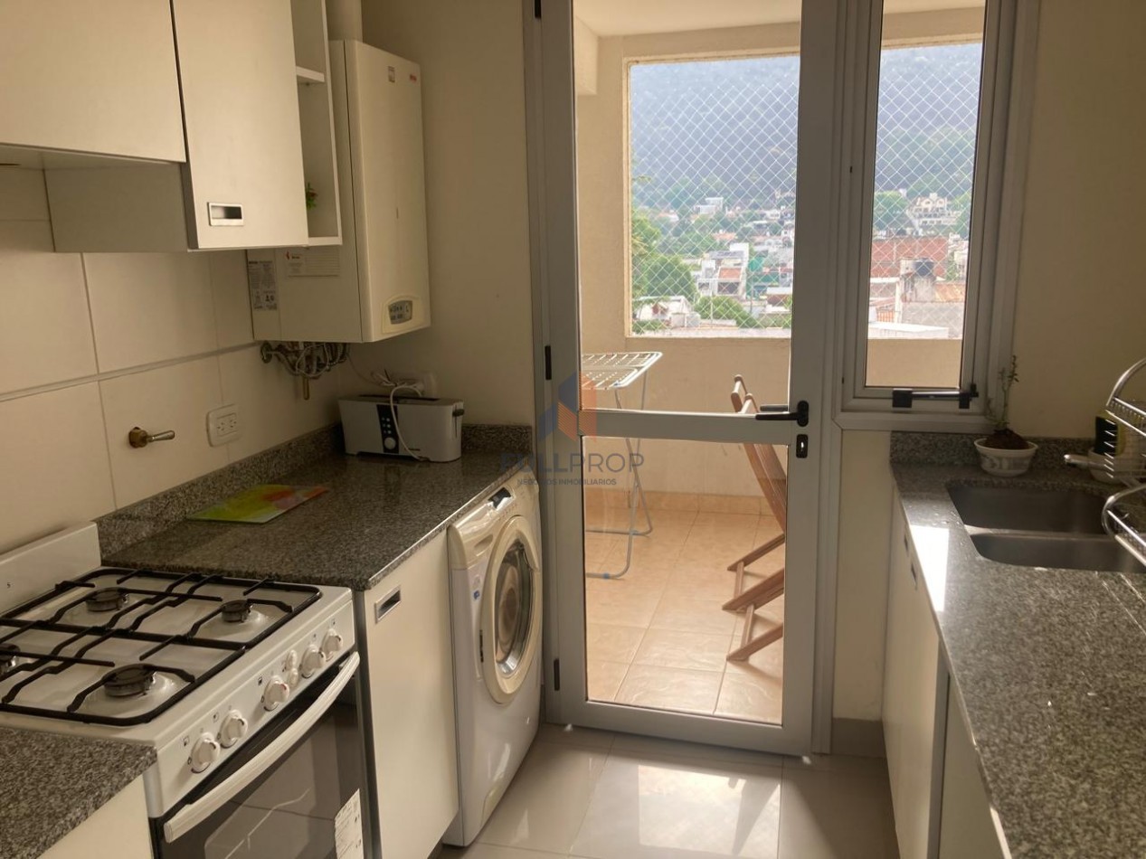 Departamento Amoblado de 2 dormitorios en Necochea al 200