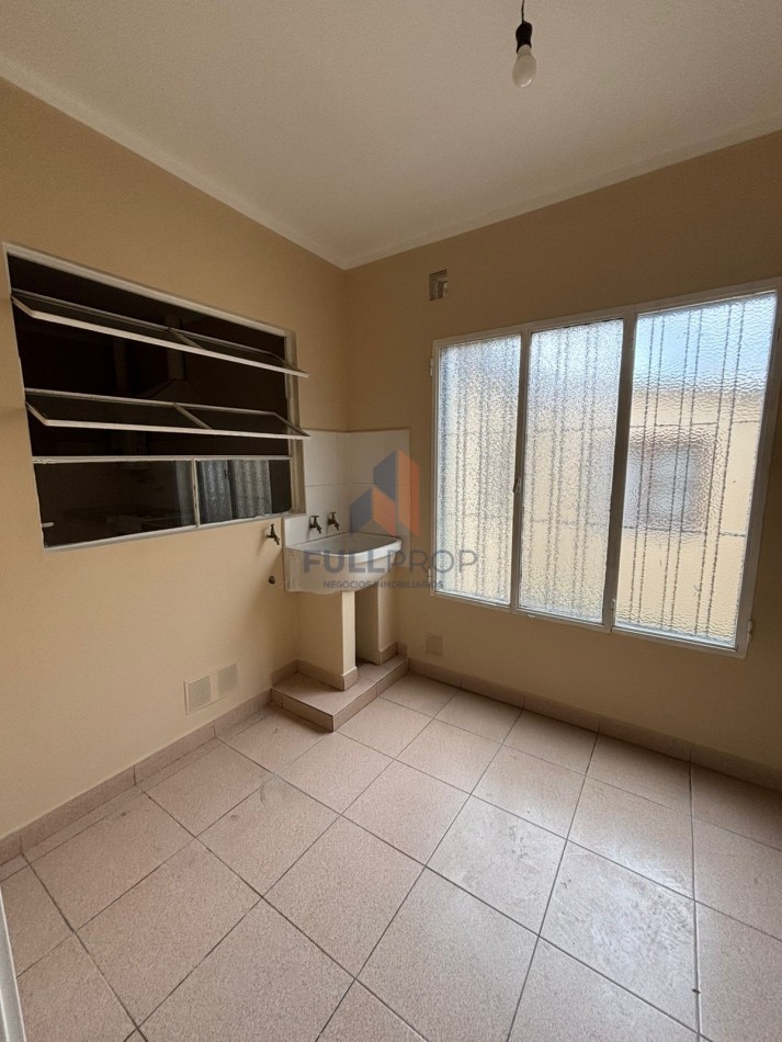 Departamento de dos dormitorios en Centro.