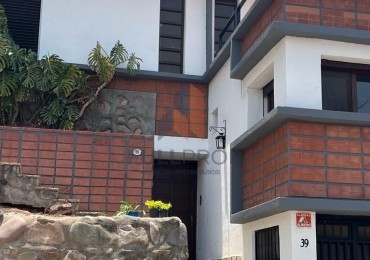 Casa en Alquiler 