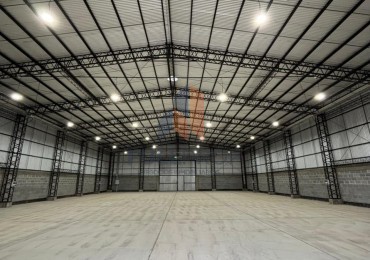 Excelente Galpon en Alquiler. A estrenar!